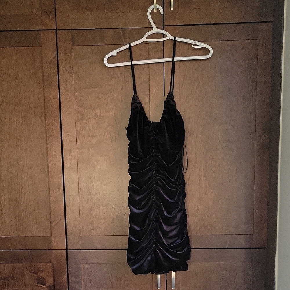🔥🔥🔥 Zara Black Ruched Mini Dress LIKE NEW